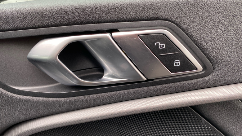 BMW 2 Series 218i M Sport 4dr DCT Petrol Saloon